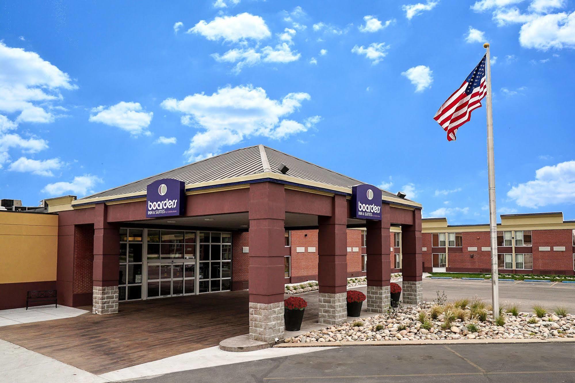 Boarders Inn & Suites By Cobblestone Hotels - Grand Island Exterior photo